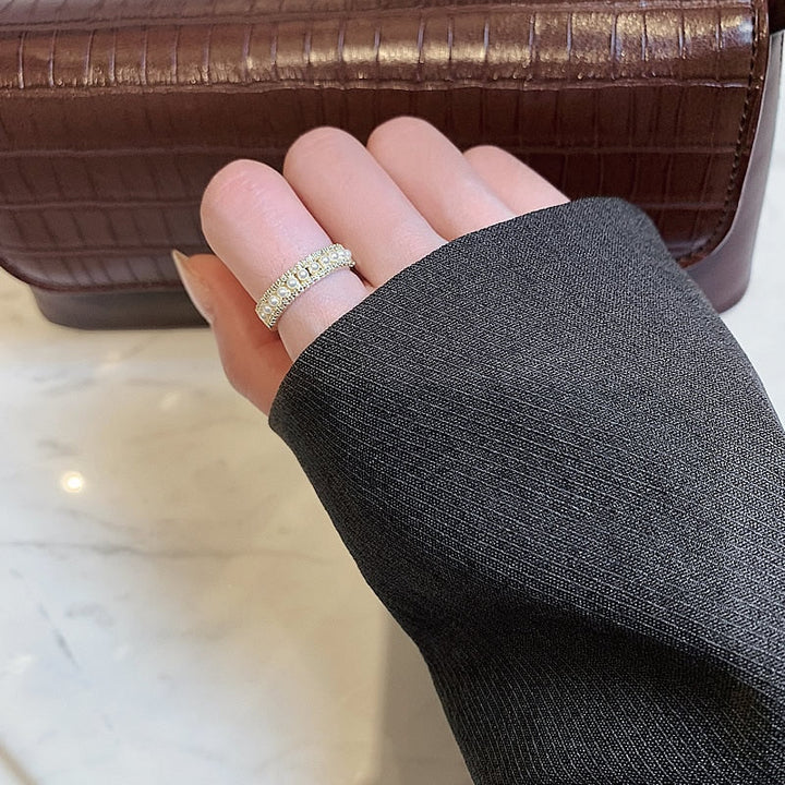 Gold Ring Gobnait with Pearls and Crystals