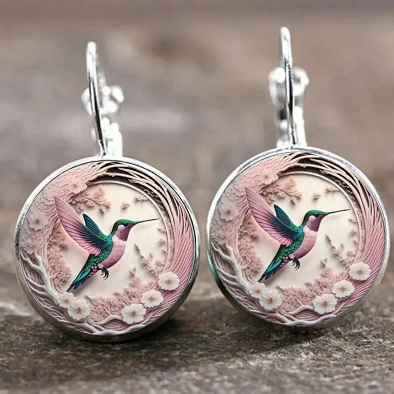 Silver Necklace Gráinne with Hummingbird Motif