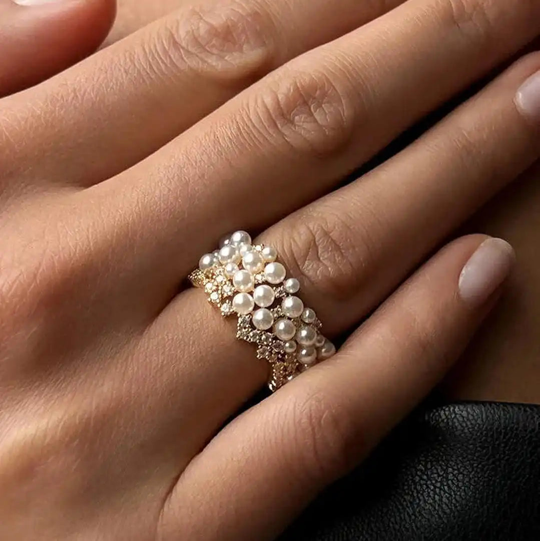Gold Adjustable Ring Róisín with Pearls and Zirconia