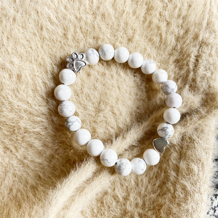 White Howlite Beaded Bracelet with Paw Print and Heart