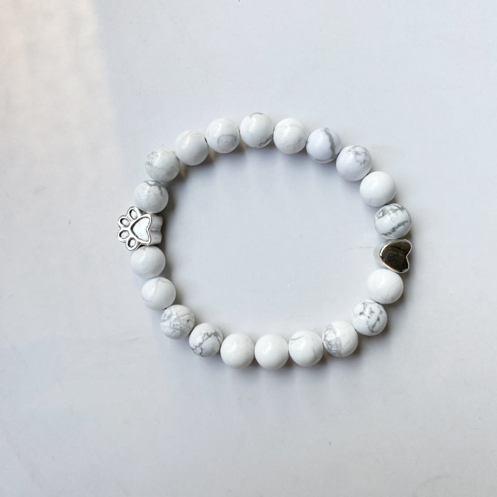 White Howlite Beaded Bracelet with Paw Print and Heart