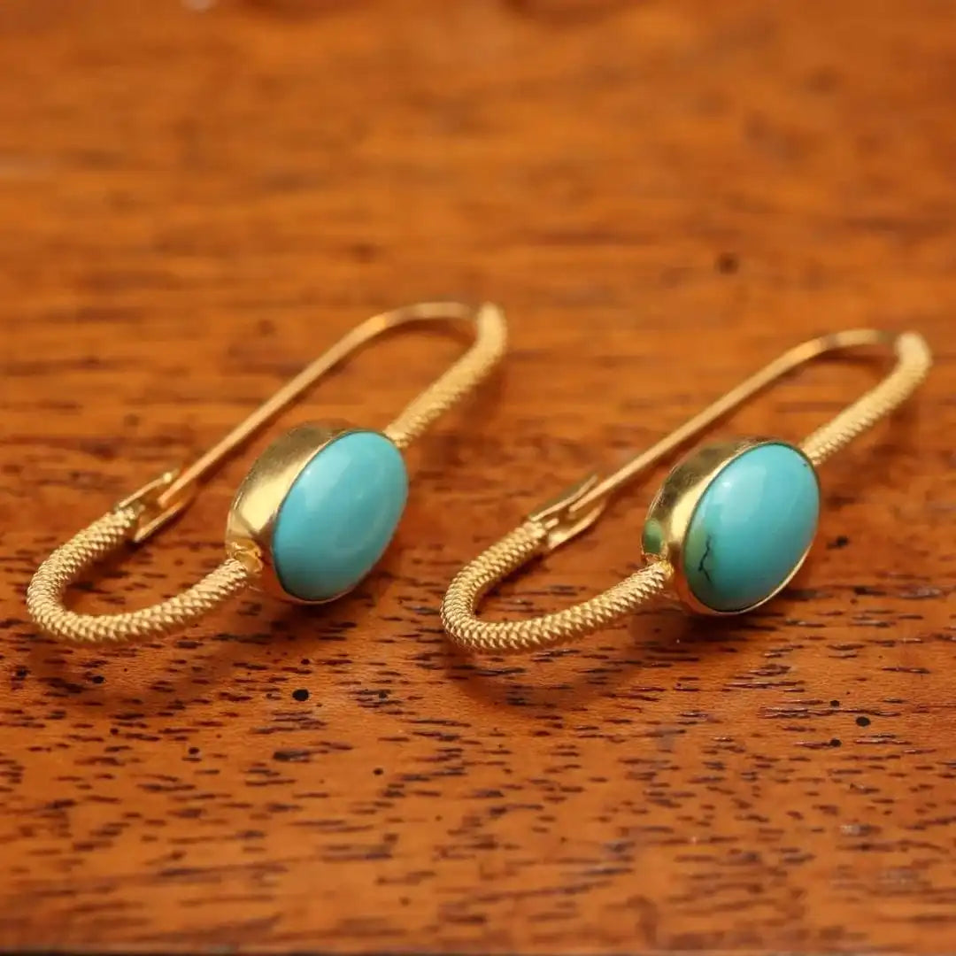 Gold Drop Earrings Dáiríne with Turquoise Stone