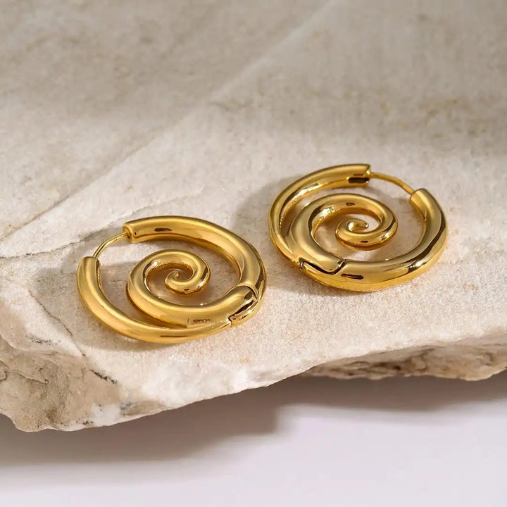 Gold Hoop Earrings Aisling with Spiral Design
