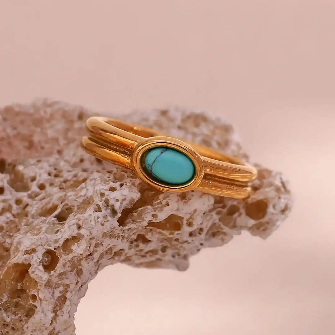 Gold Ring Eabha with Turquoise