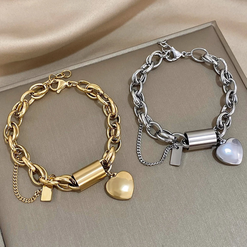 Silver Chain Bracelet Sorcha with Pearl Heart