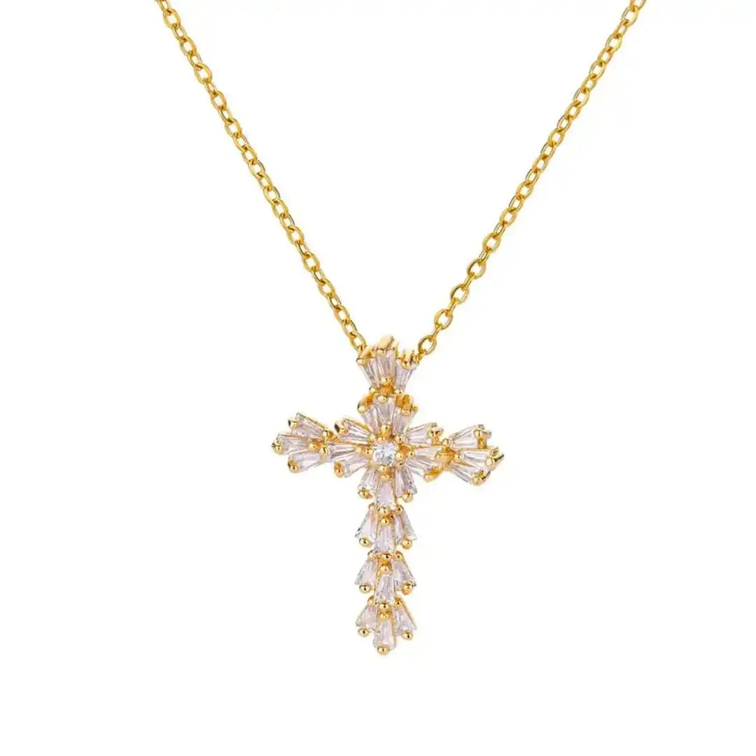 Gold Necklace Órla with Zirconia Cross
