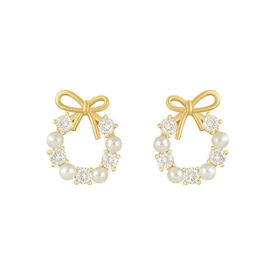 Gold Stud Earrings Fiadh with Pearls and Crystal Bow