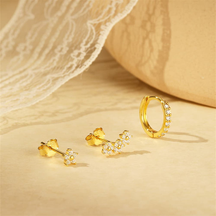 Gold Stud Earrings Treasa with Zirconia Star Motif