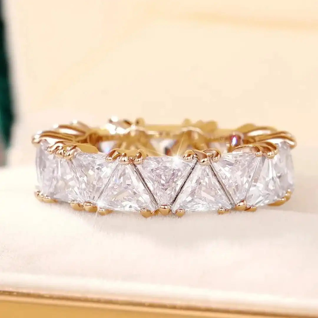 Stainless Steel Ring Sinéad with Crystals