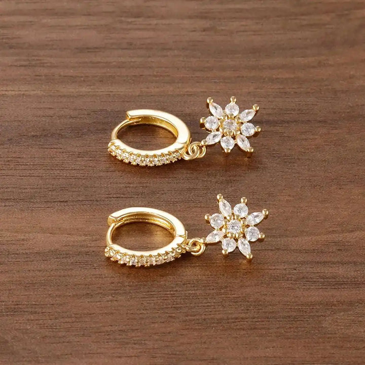 Gold Drop Earrings Áine with Crystal Snowflake