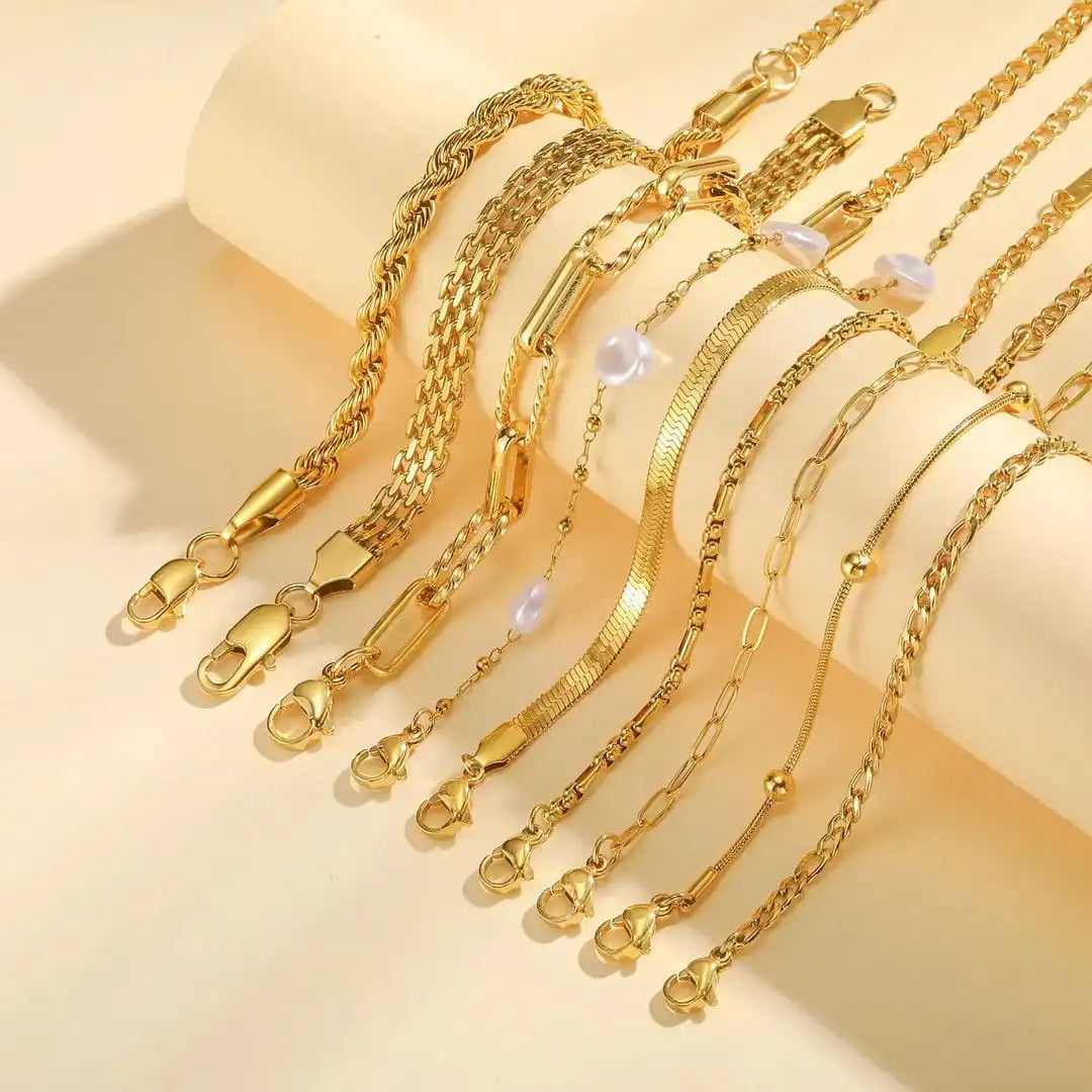 Gold Chain Bracelet Set Síle with Pearls