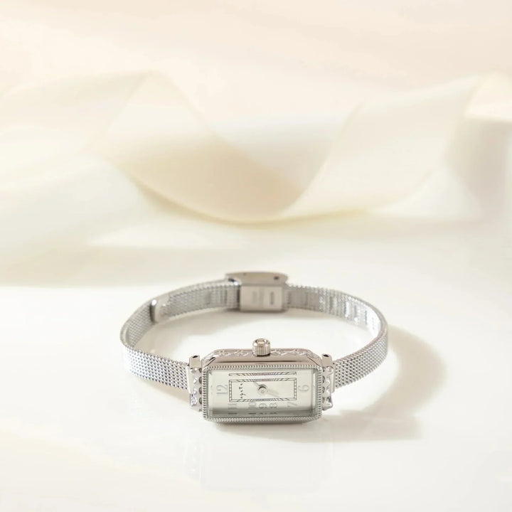 Gold Watch Eithne with Rectangular Case and Mesh Strap