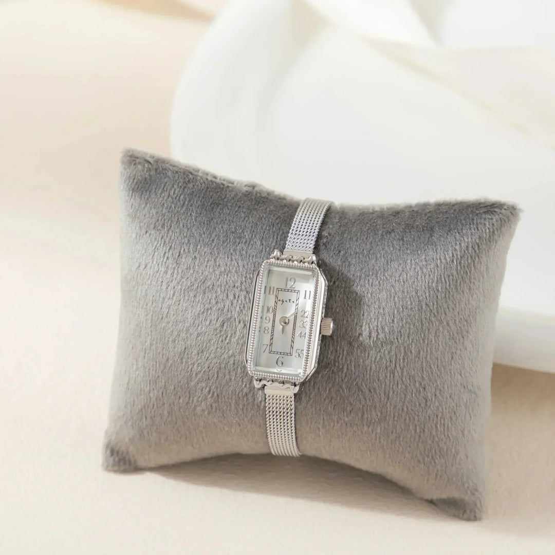 Gold Watch Eithne with Rectangular Case and Mesh Strap
