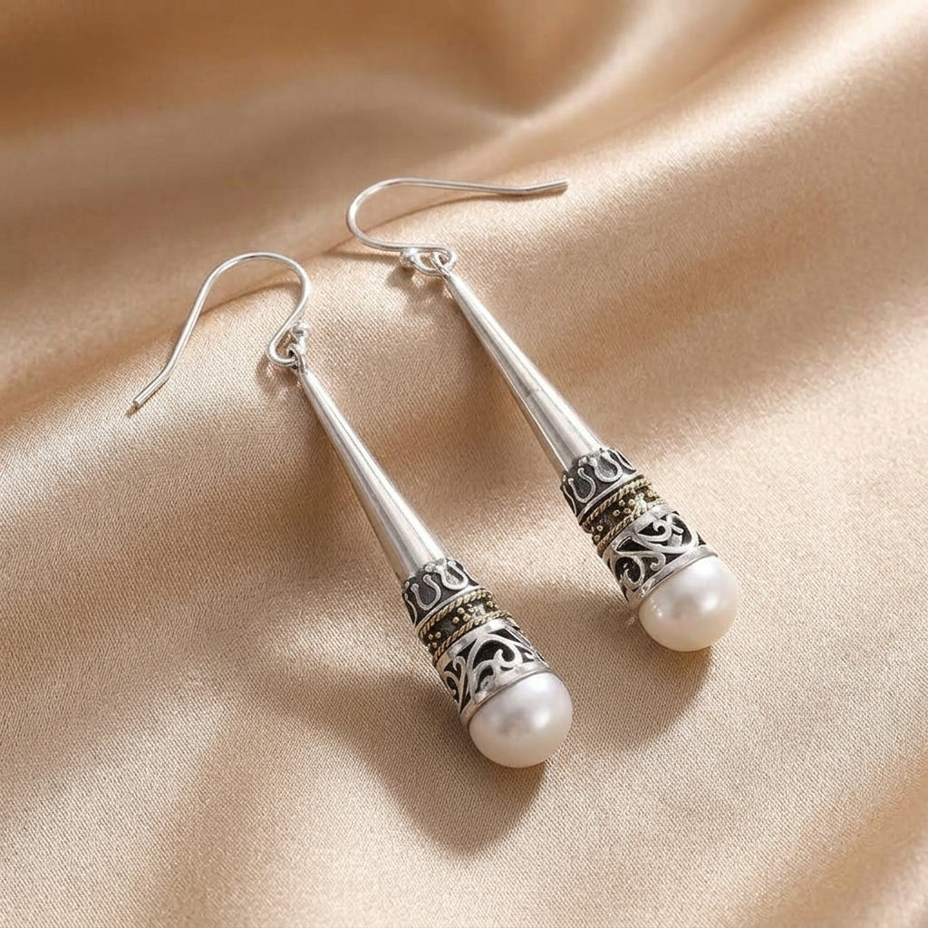 Silver Drop Earrings Sadhbh with Pearl