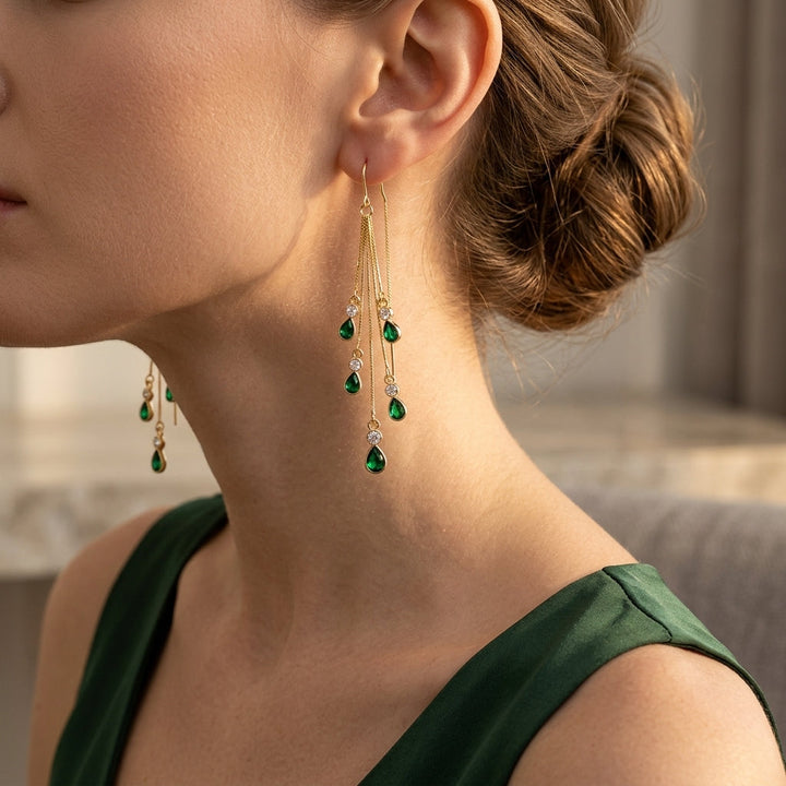Gold Threader Earrings Clíona with Emerald Drops