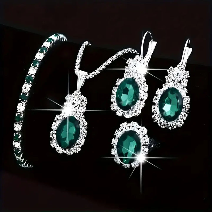 Silver Necklace Aoife with Emerald