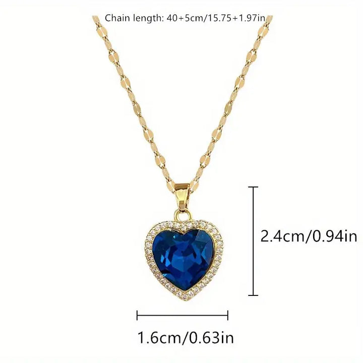 Gold Necklace Clíona with Sapphire Heart