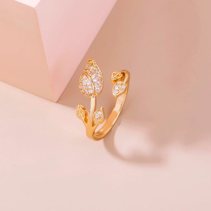 Gold Open Ring Sorcha with Crystal Rose