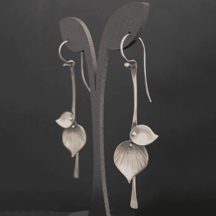Silver Drop Earrings Killarney with Silver Leaves