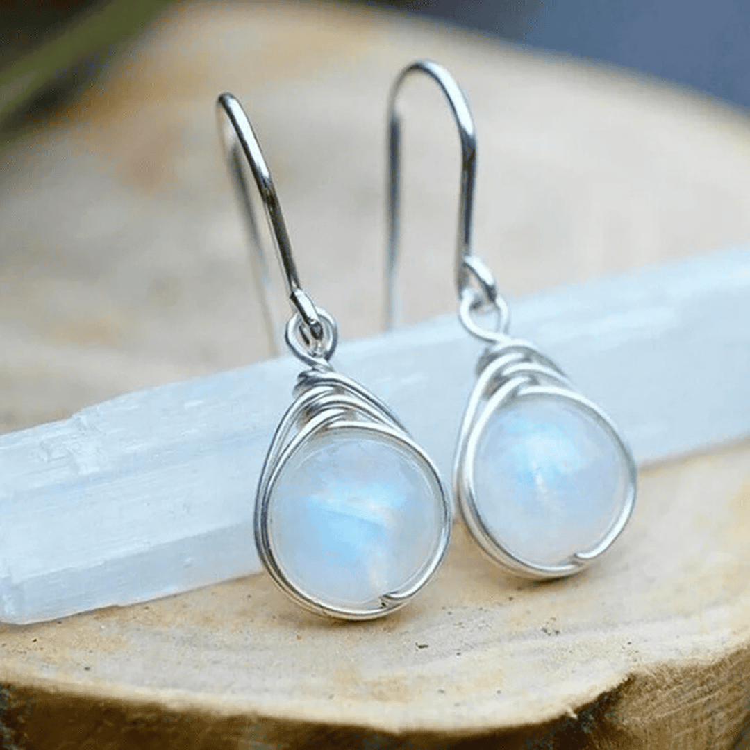 Silver Drop Earrings Clifden with Moonstone