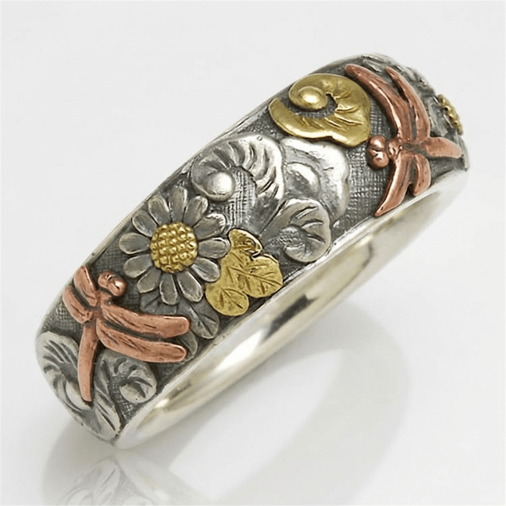 Silver &amp; Gold Ring Gráinne with Floral Motif