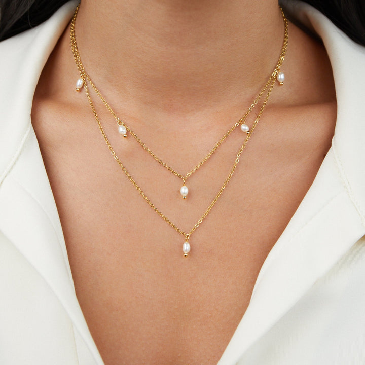 Gold Layered Necklace Méabh with Pearl Drops