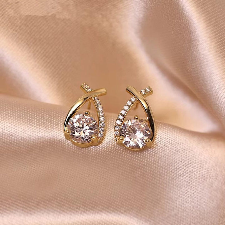 Gold Stud Earrings Órla with Crystal